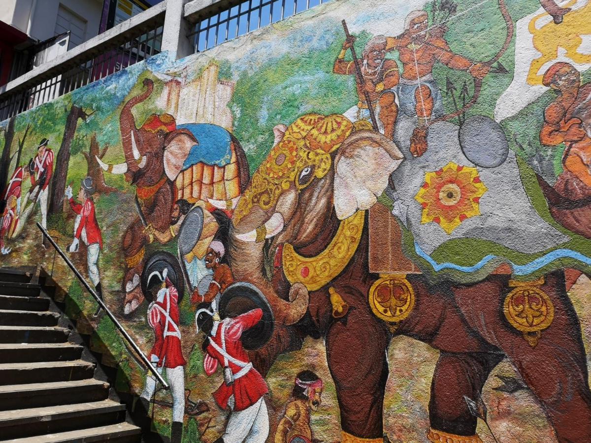 De Paris A Kandy Luaran gambar